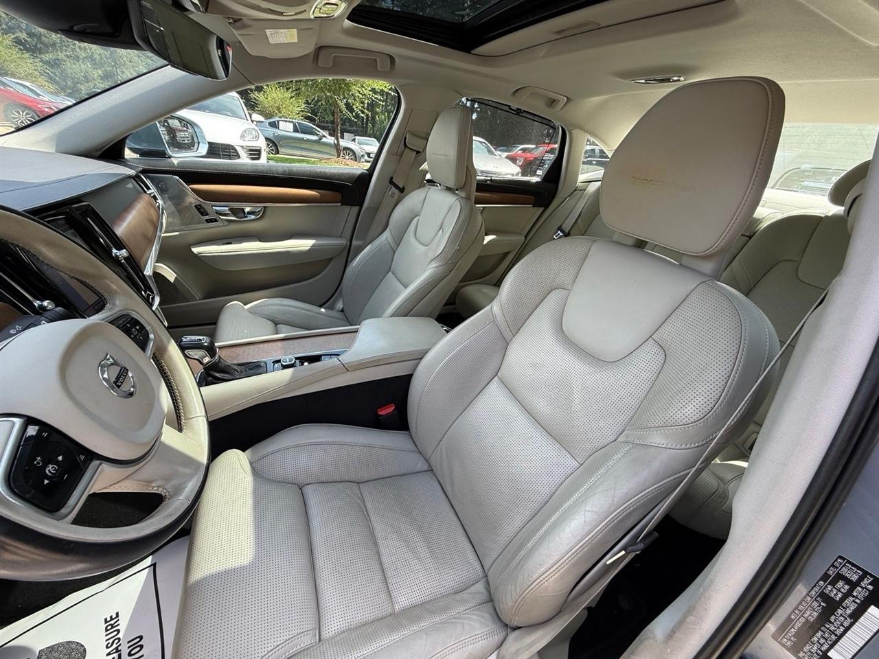 Volvo S90  2017