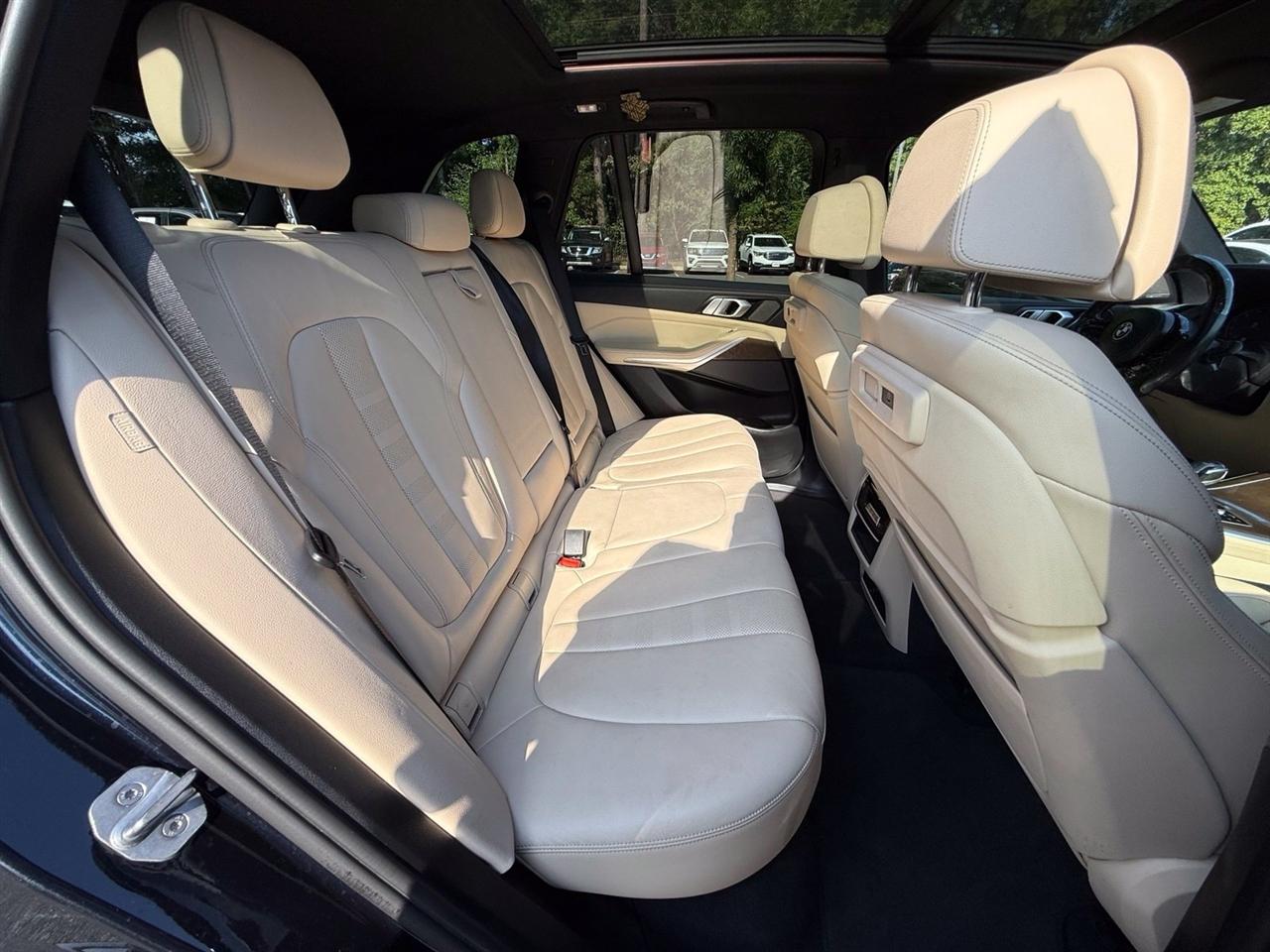 BMW X5  2021
