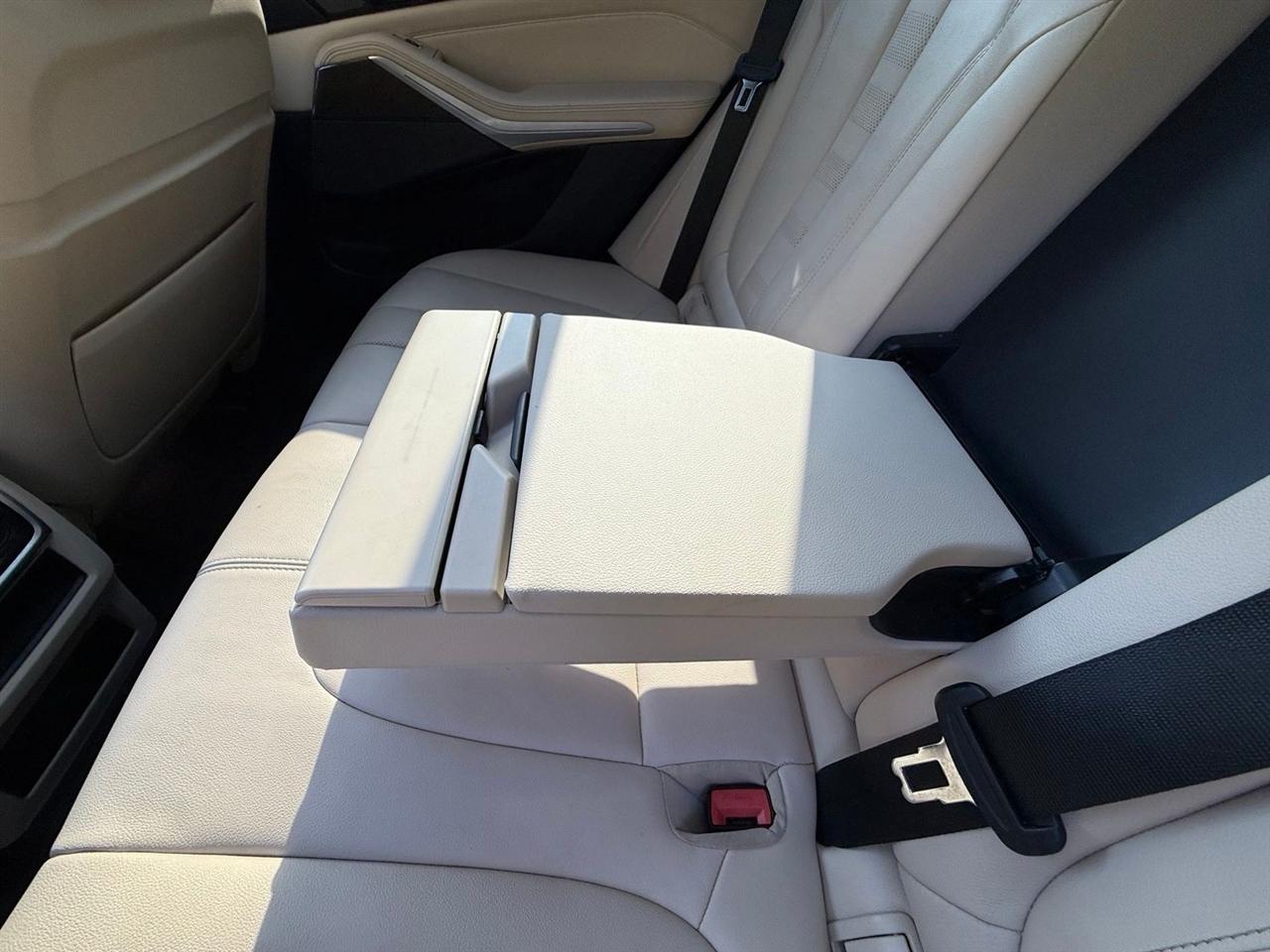 BMW X5  2021