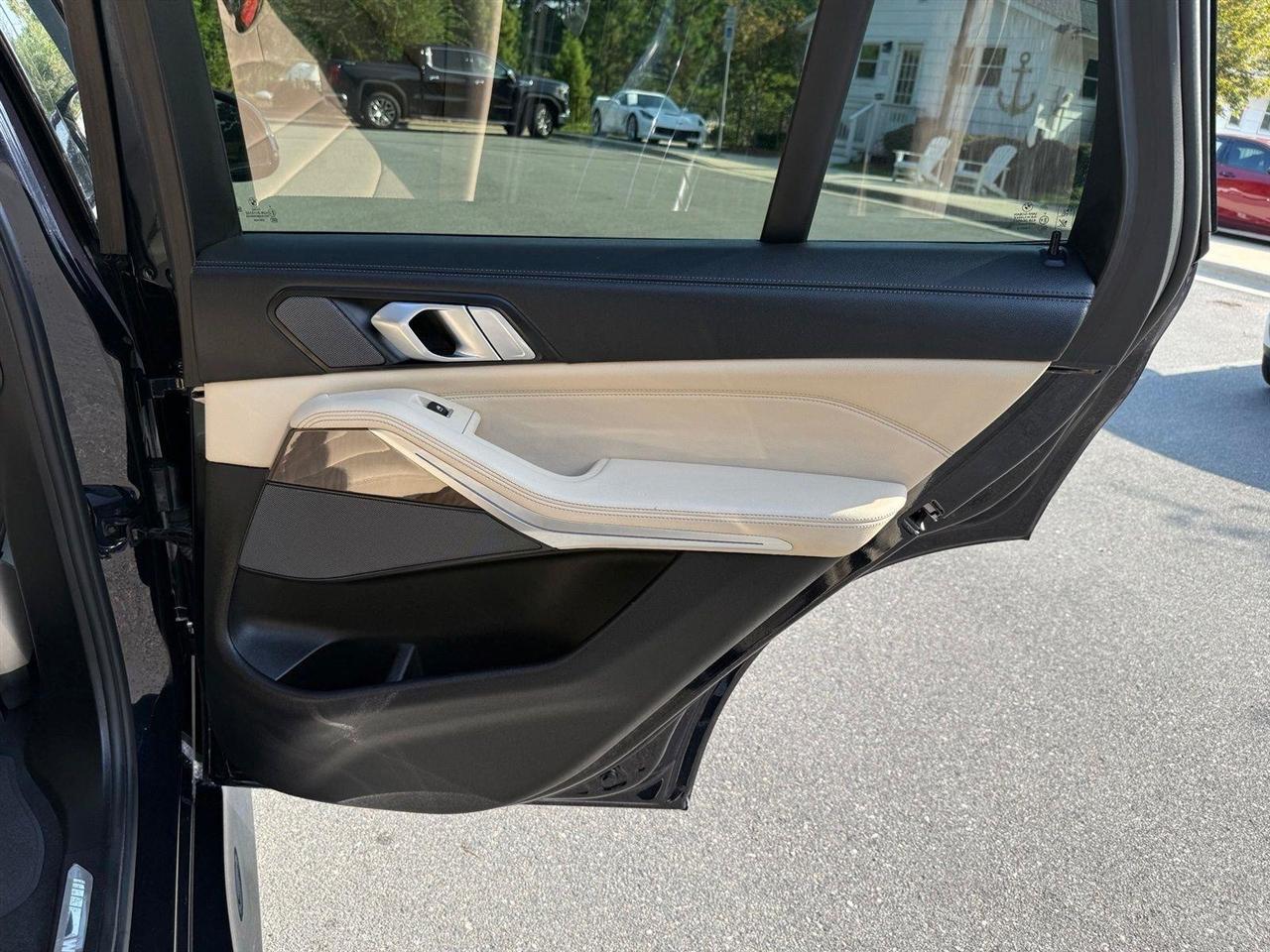 BMW X5  2021