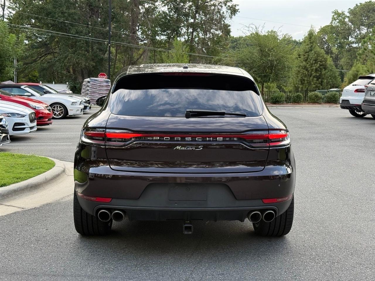 Porsche Macan  2020