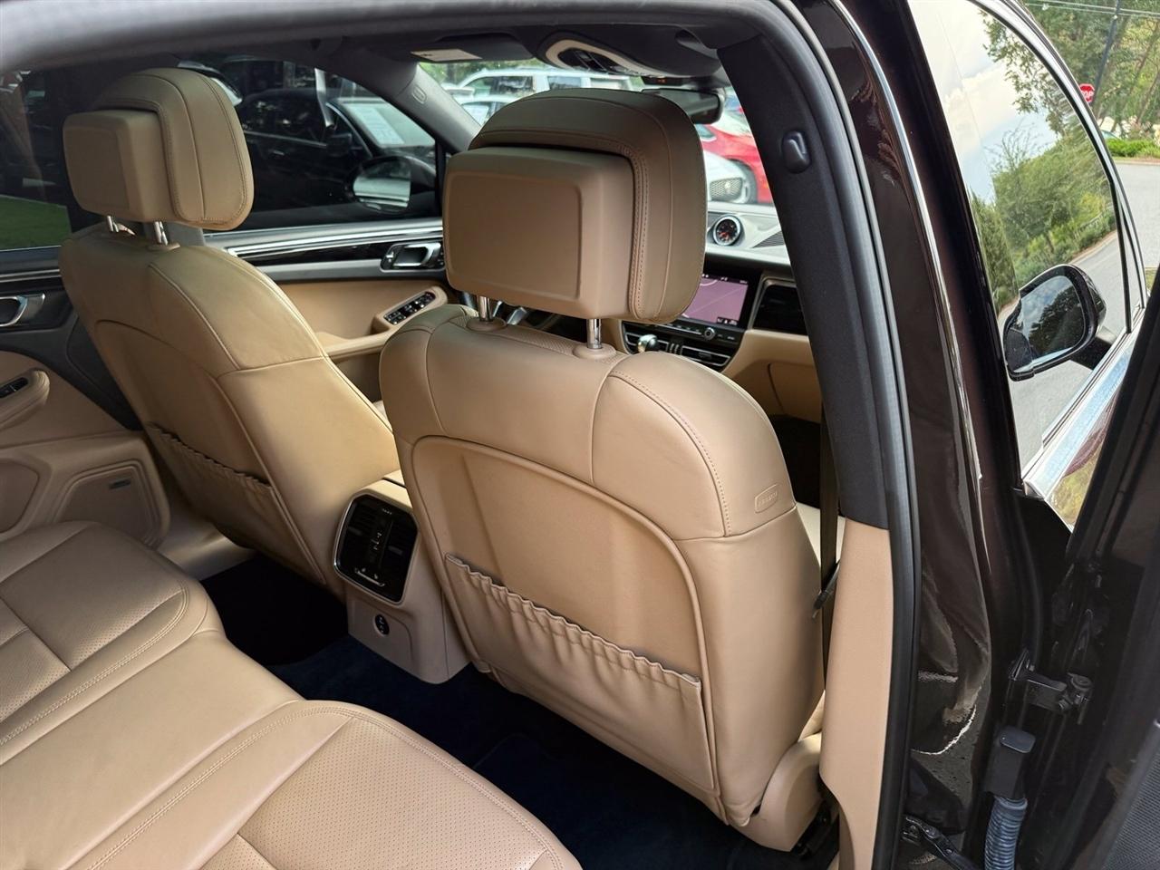 Porsche Macan  2020