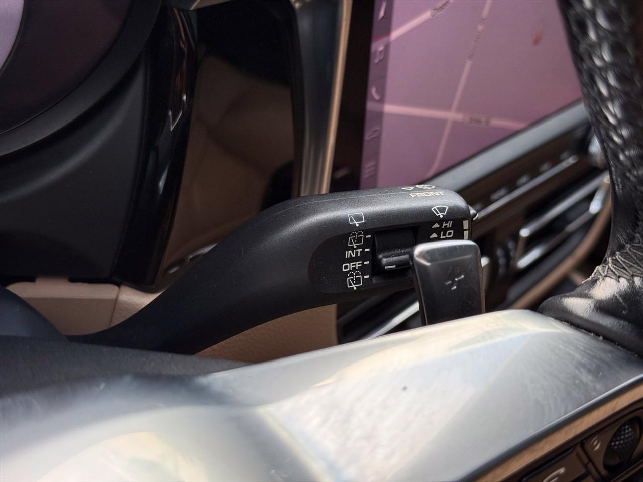 Porsche Macan  2020