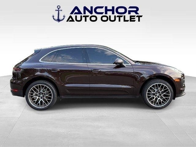 Porsche Macan  2020