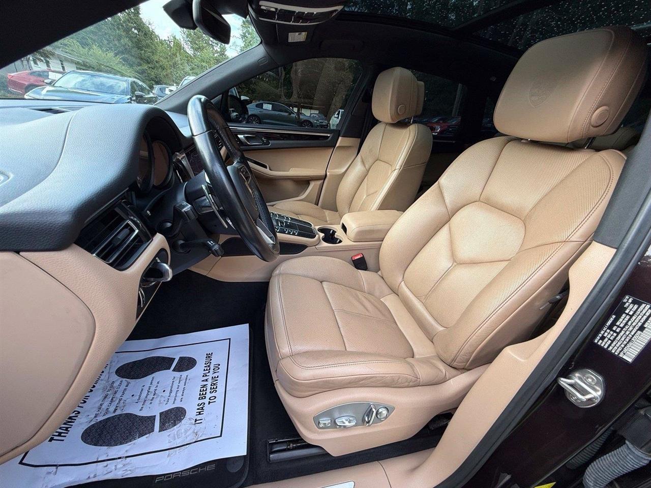 Porsche Macan  2020