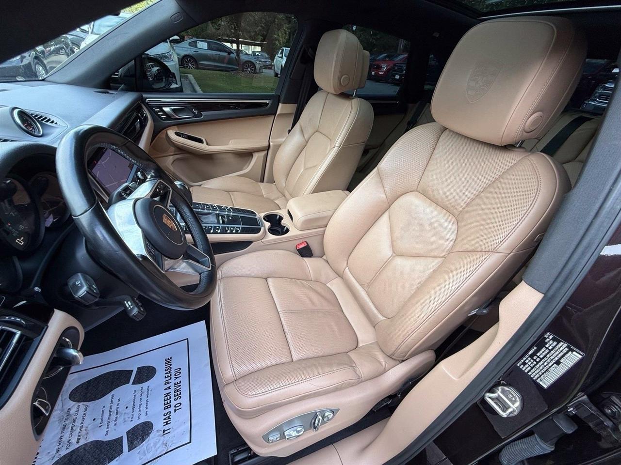 Porsche Macan  2020