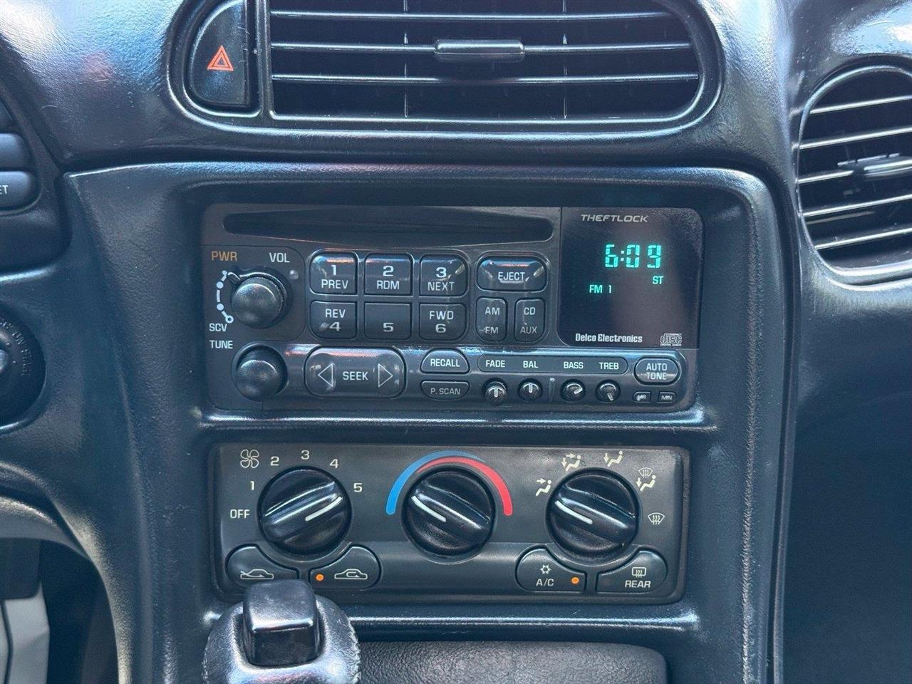 Chevrolet Corvette  1999