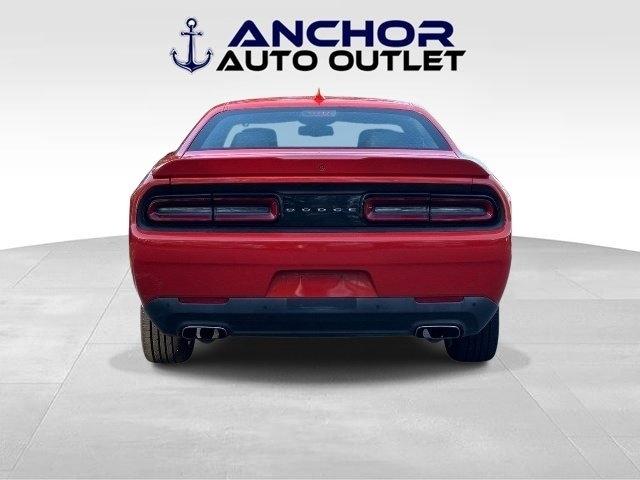 Dodge Challenger  2016