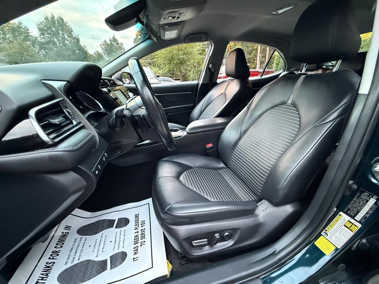 Toyota Camry  2020