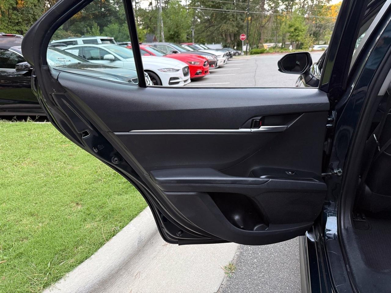 Toyota Camry  2020
