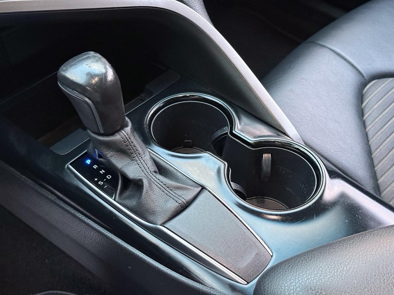 Toyota Camry  2020