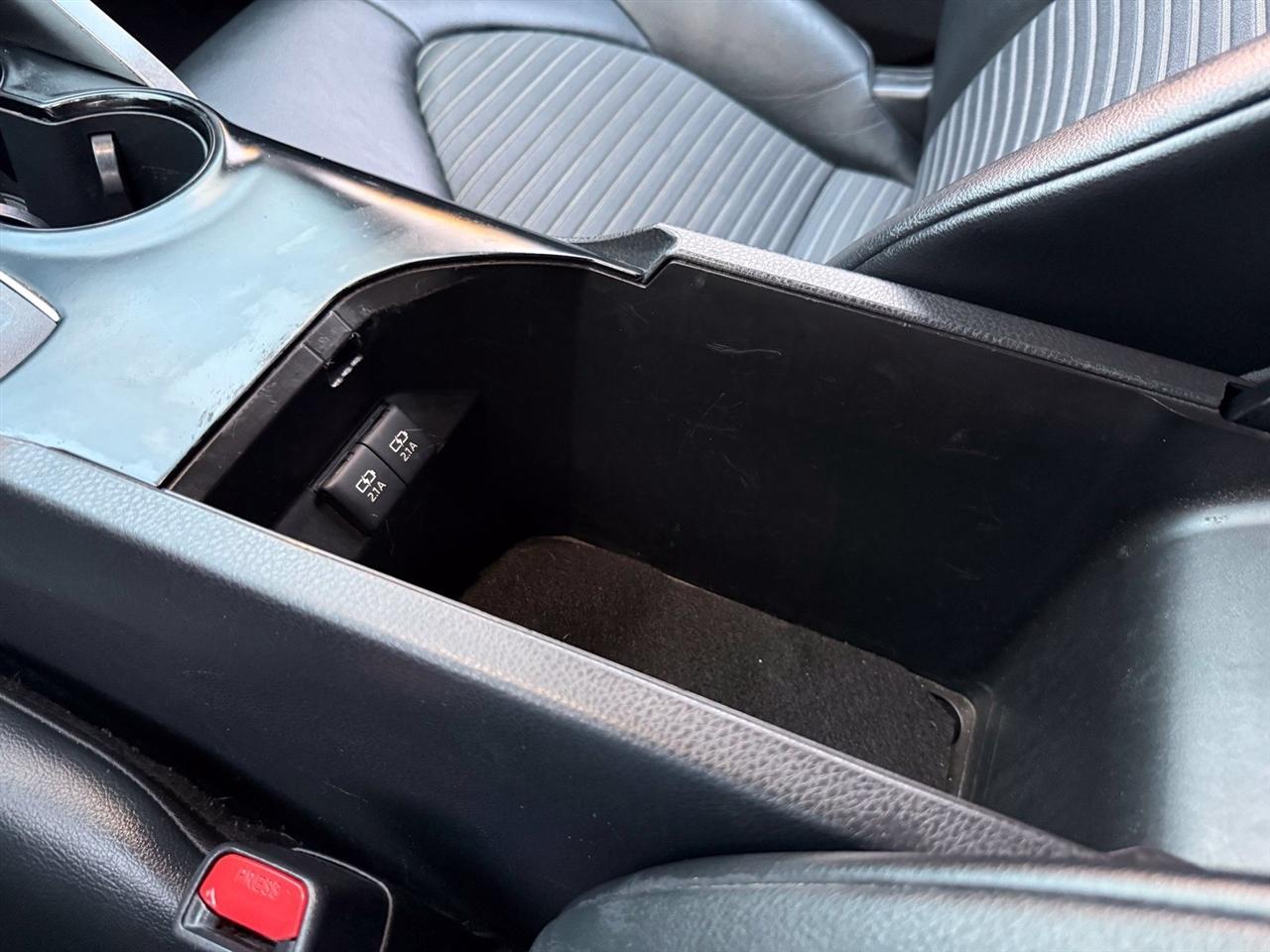 Toyota Camry  2020