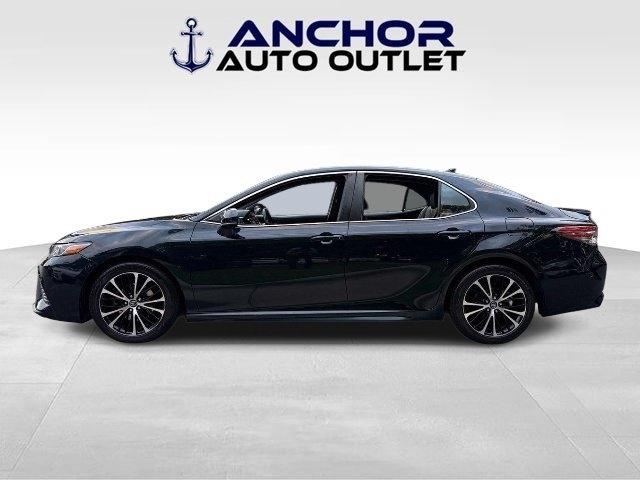 Toyota Camry  2020