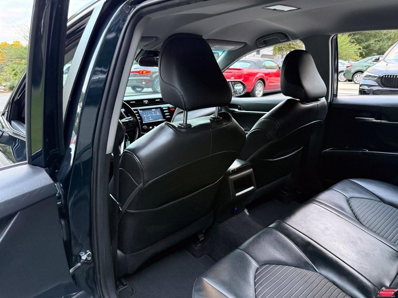 Toyota Camry  2020