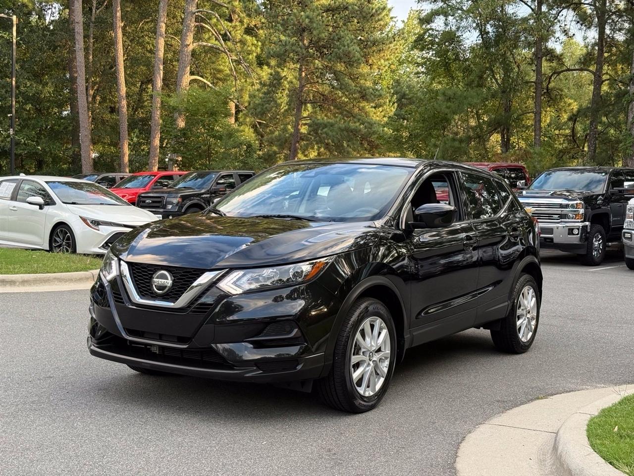 Nissan Rogue Sport  2021