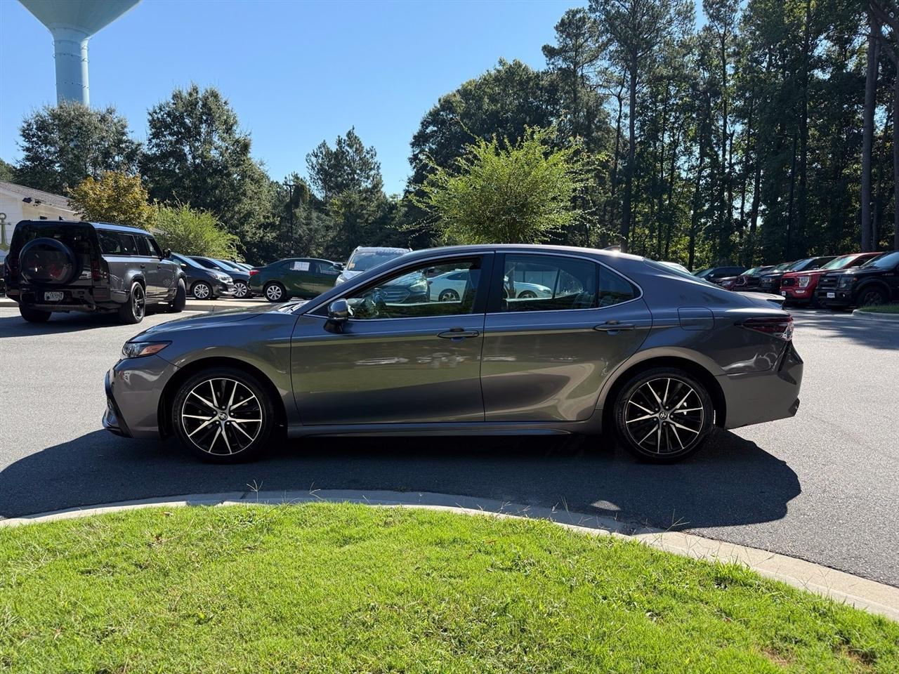 Toyota Camry  2024