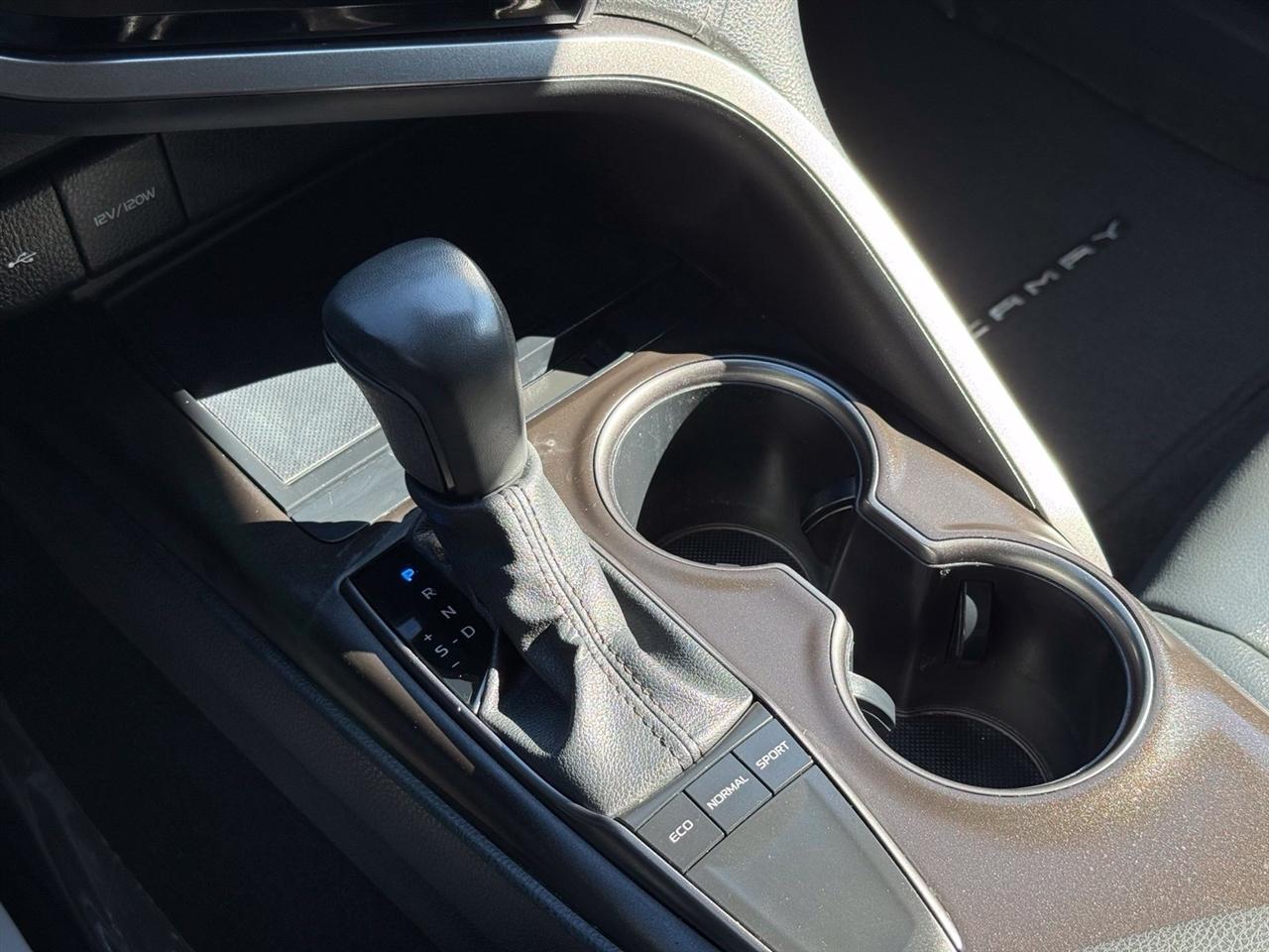Toyota Camry  2024