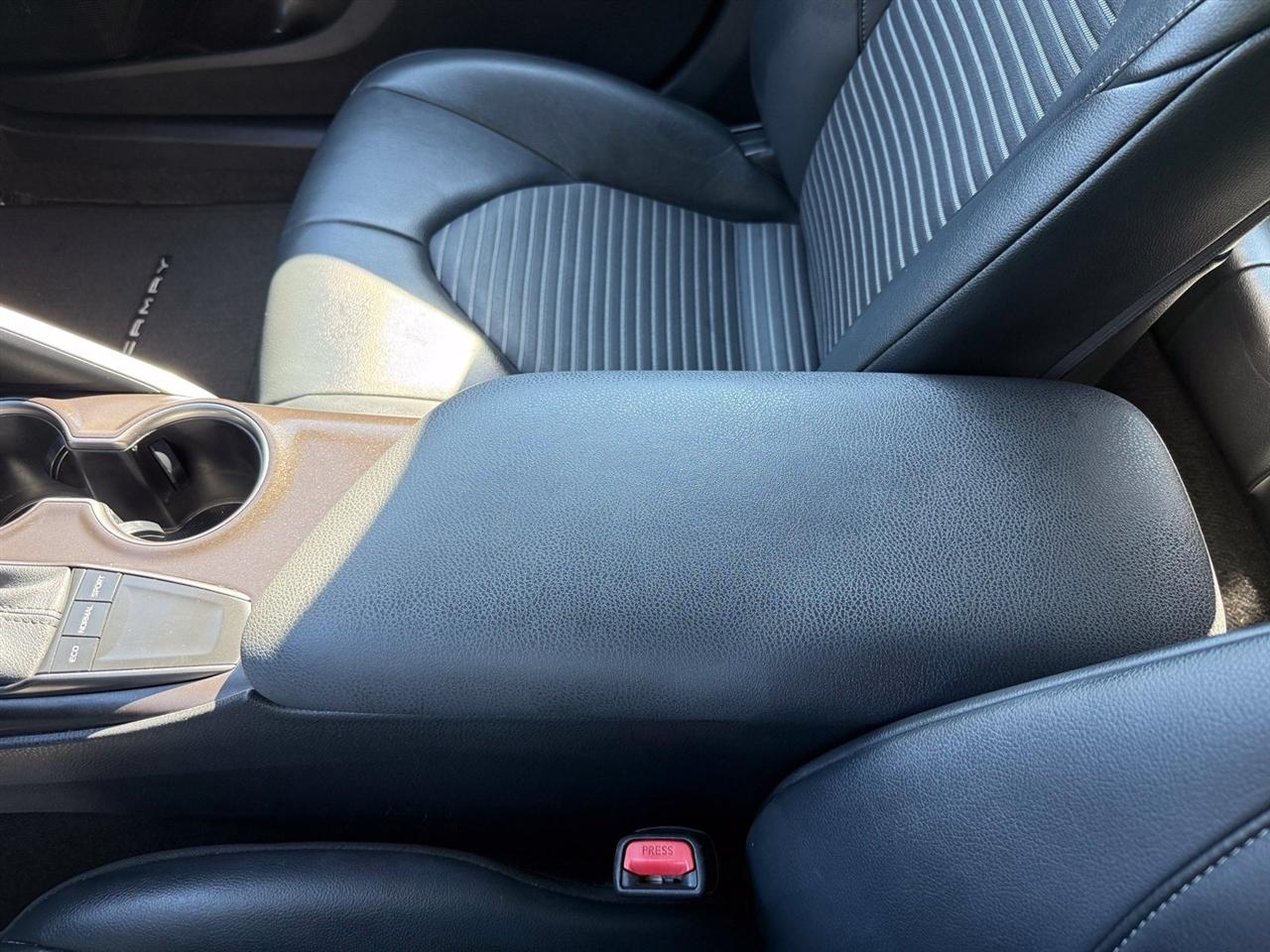 Toyota Camry  2024