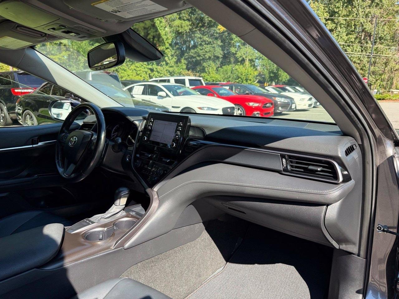 Toyota Camry  2024