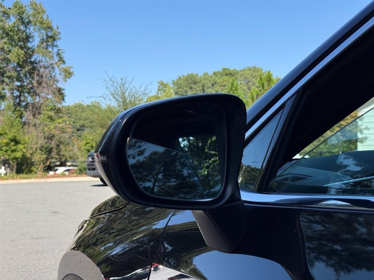 Lexus NX  2024