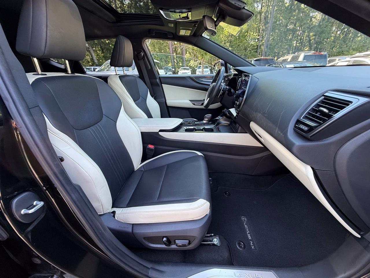 Lexus NX  2024