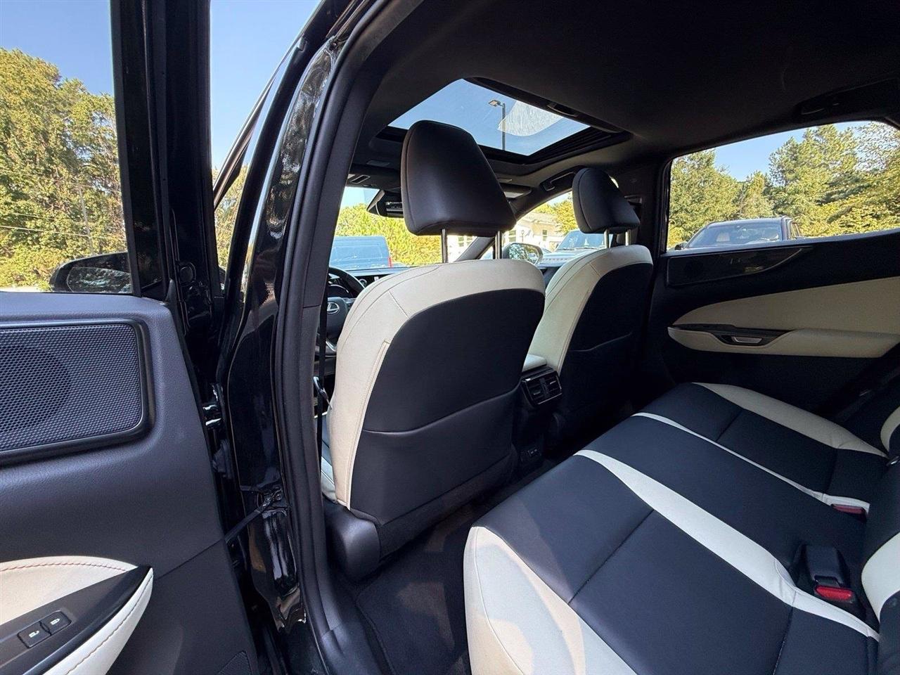 Lexus NX  2024