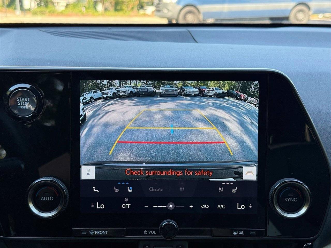 Lexus NX  2024