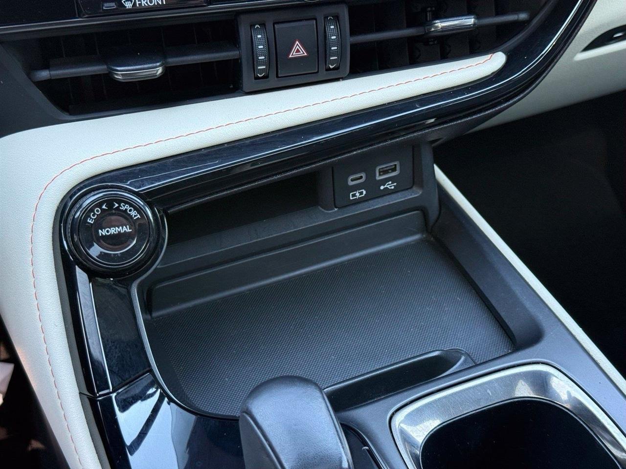 Lexus NX  2024