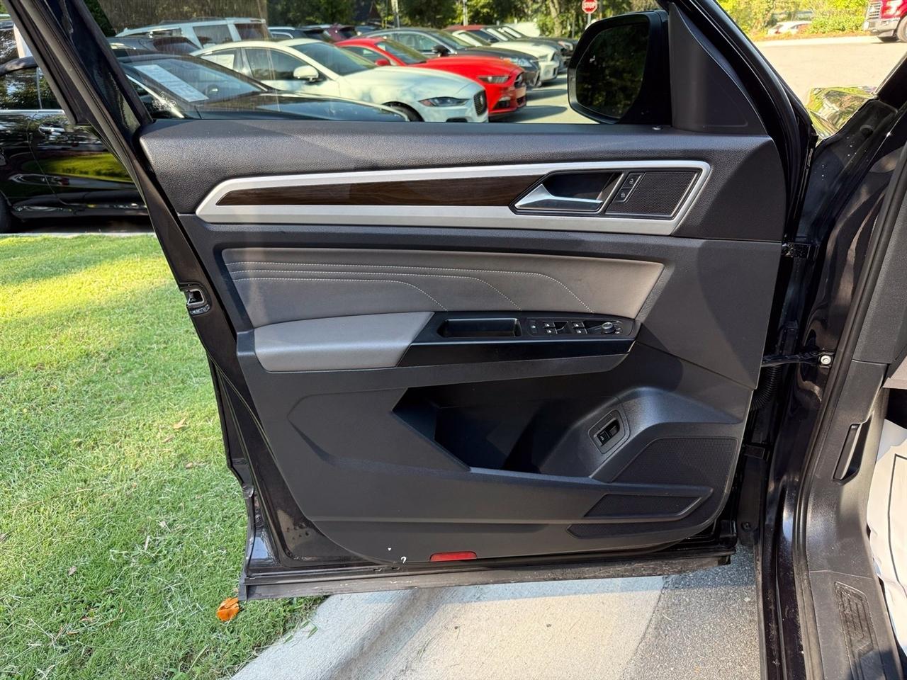Volkswagen Atlas  2021