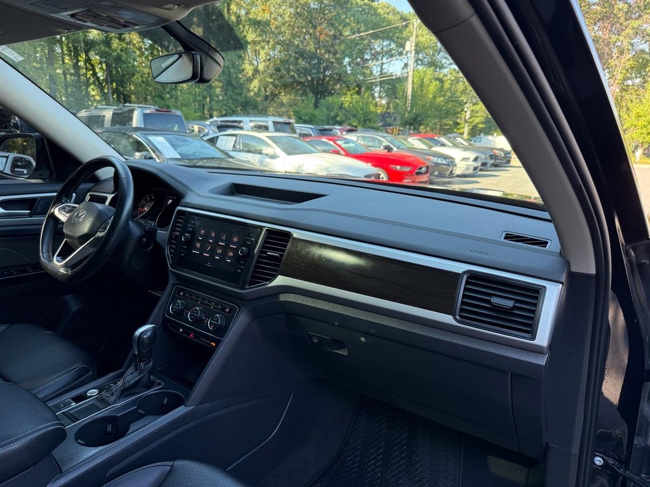 Volkswagen Atlas  2021