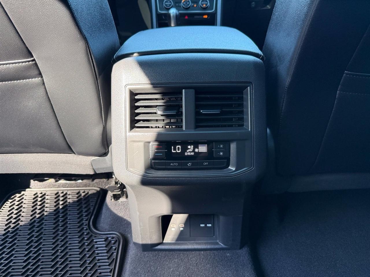 Volkswagen Atlas  2021