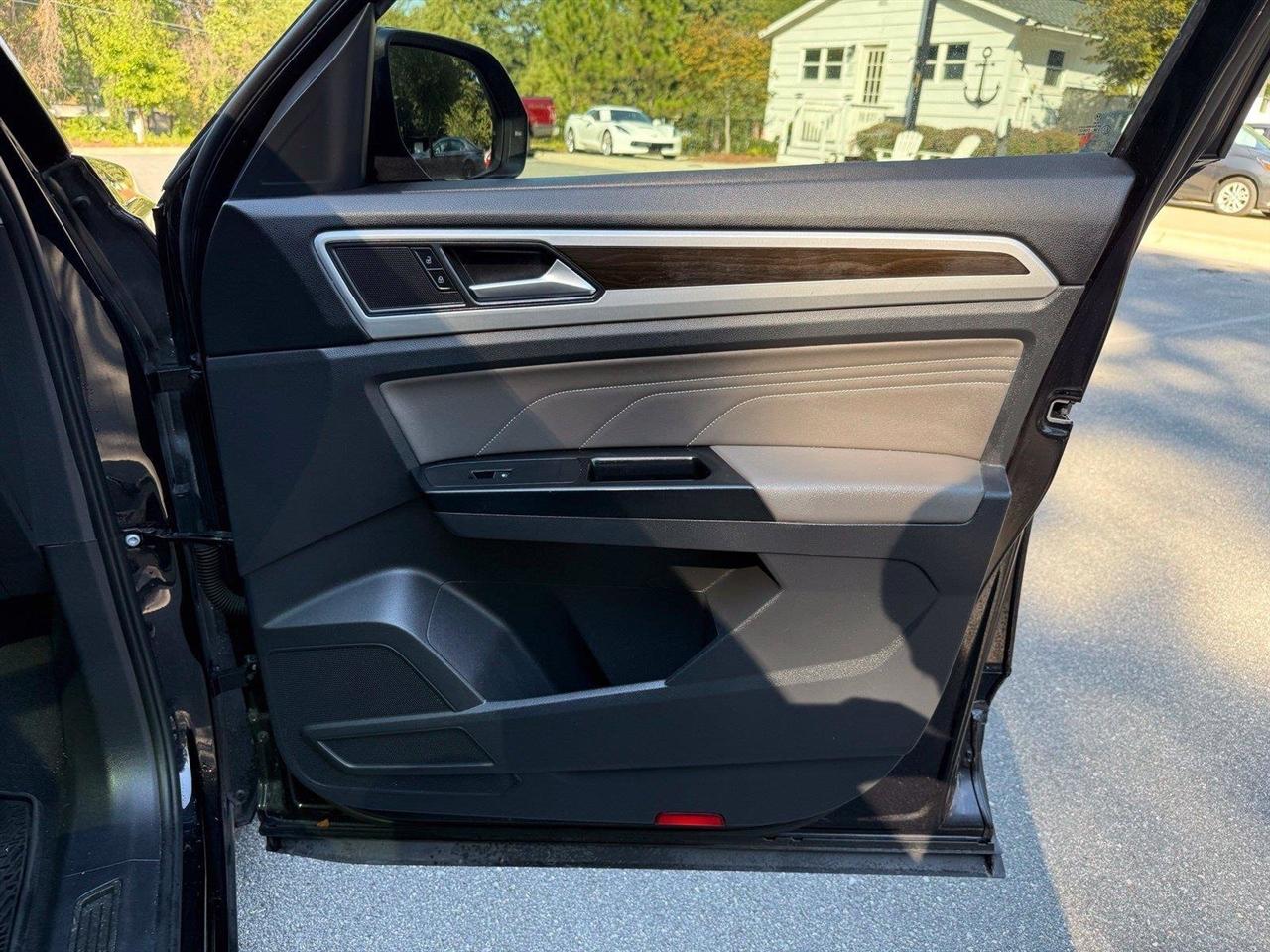 Volkswagen Atlas  2021