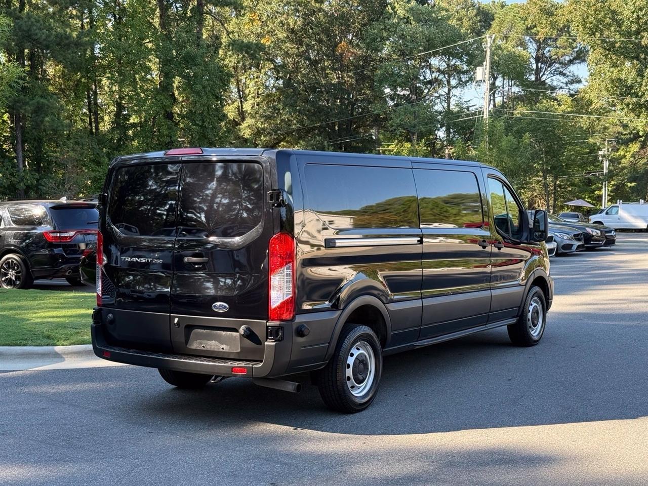 Ford Transit  2021