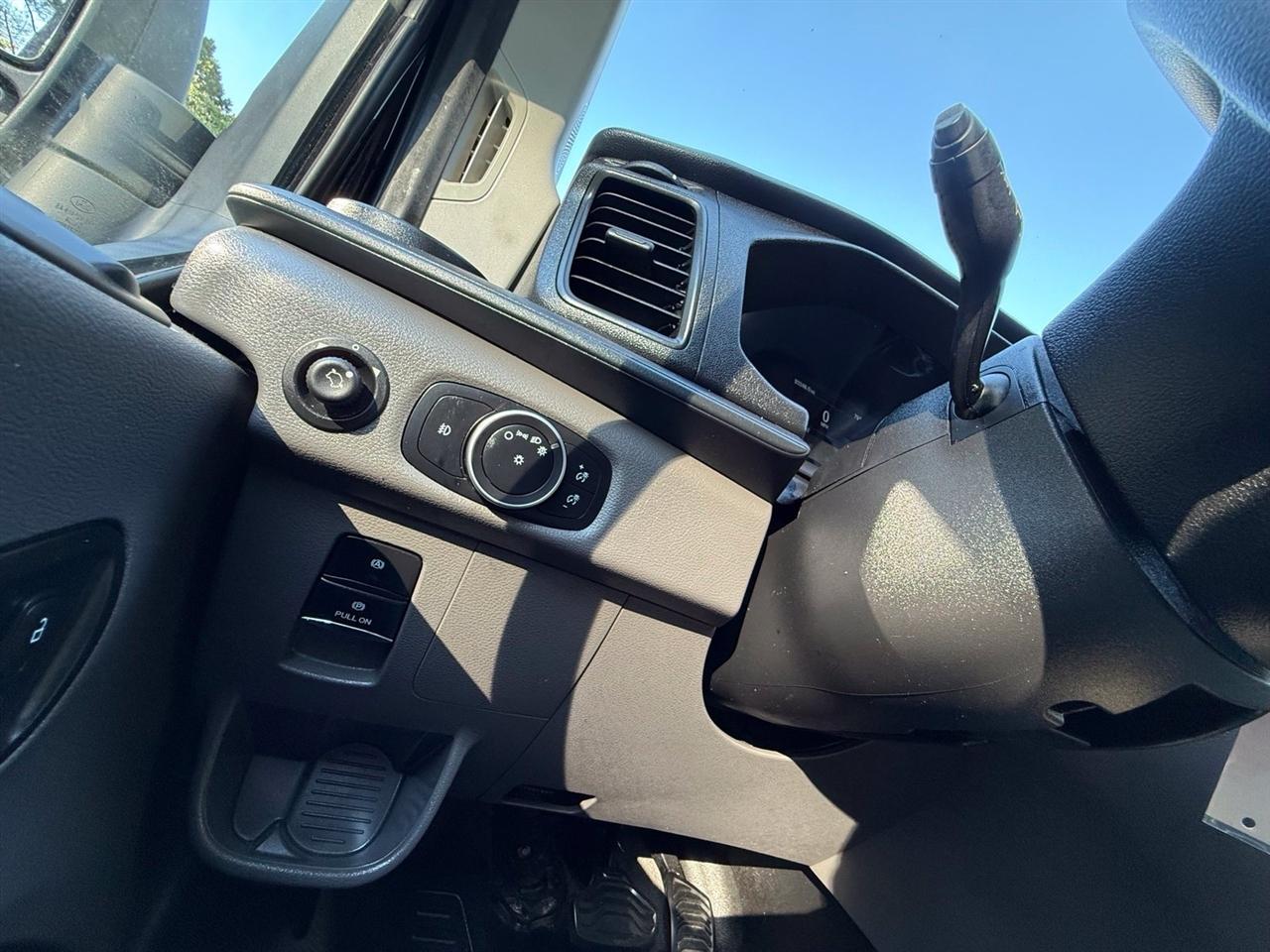 Ford Transit  2021