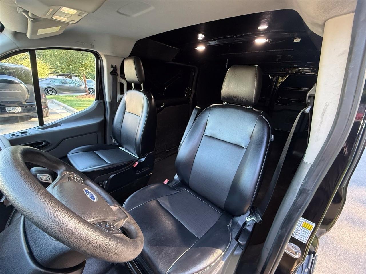 Ford Transit  2021