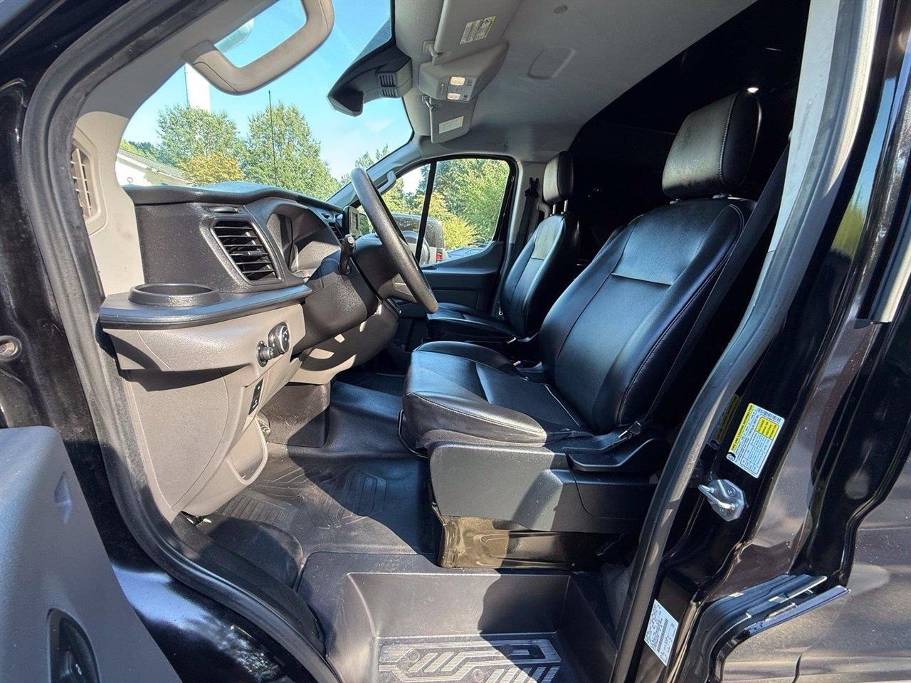 Ford Transit  2021