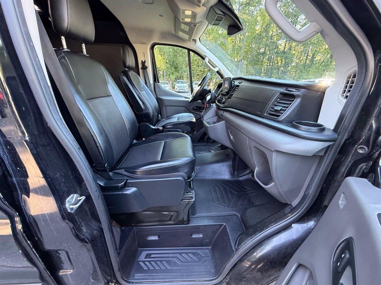 Ford Transit  2021
