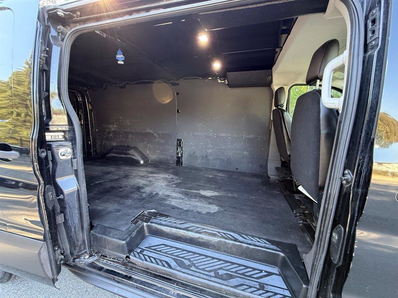 Ford Transit  2021