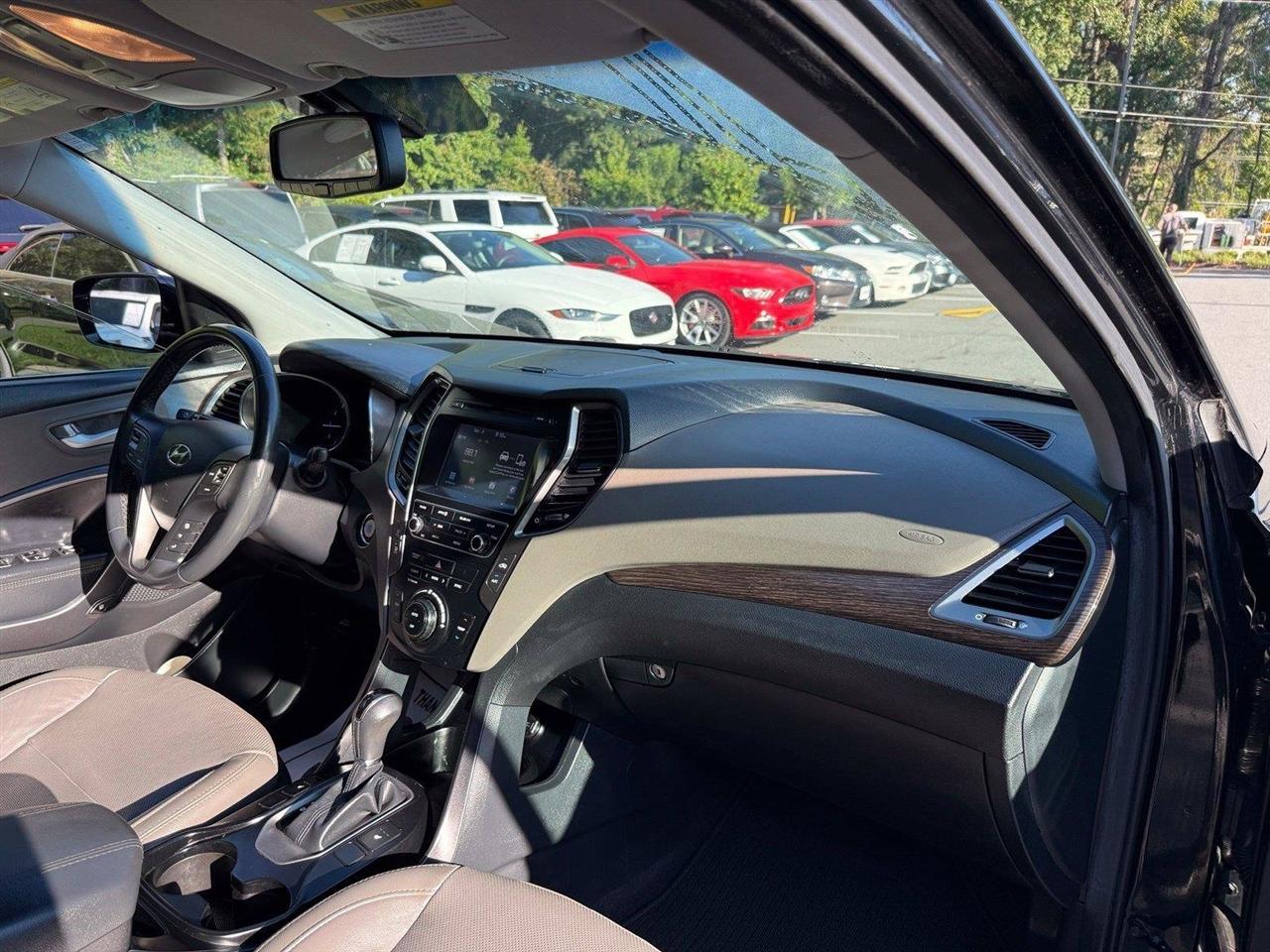 Hyundai Santa Fe  2017