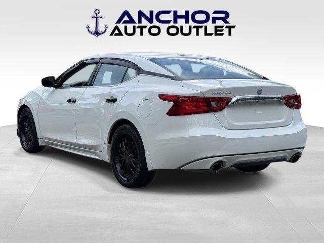 Nissan Maxima  2016
