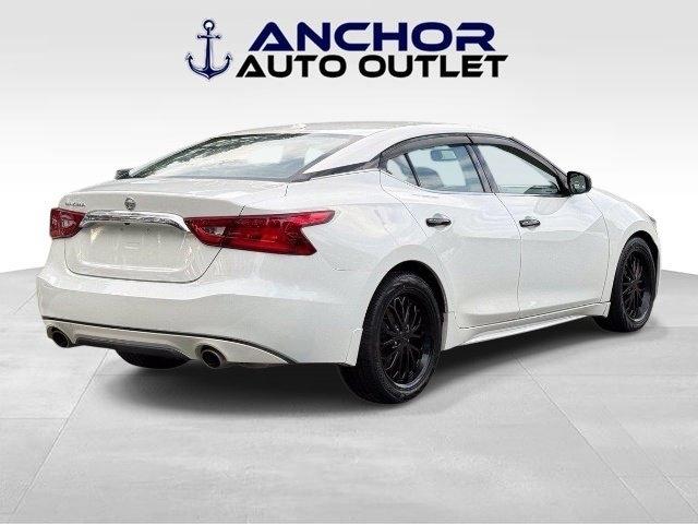 Nissan Maxima  2016