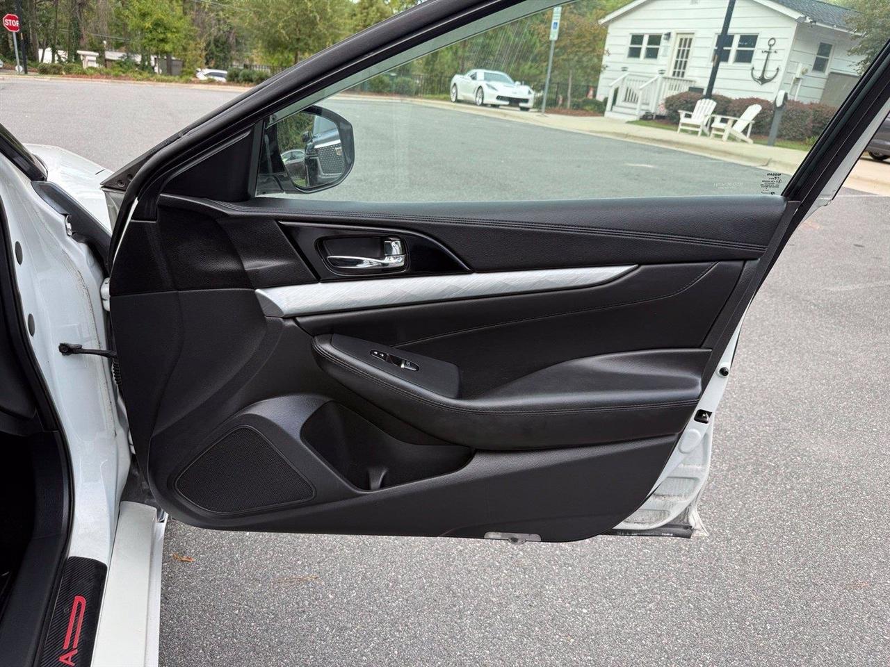 Nissan Maxima  2016