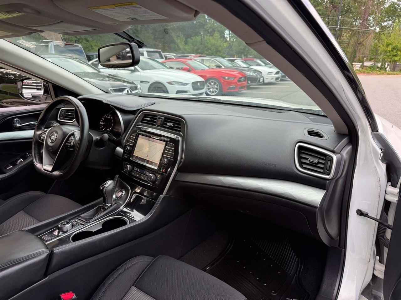 Nissan Maxima  2016