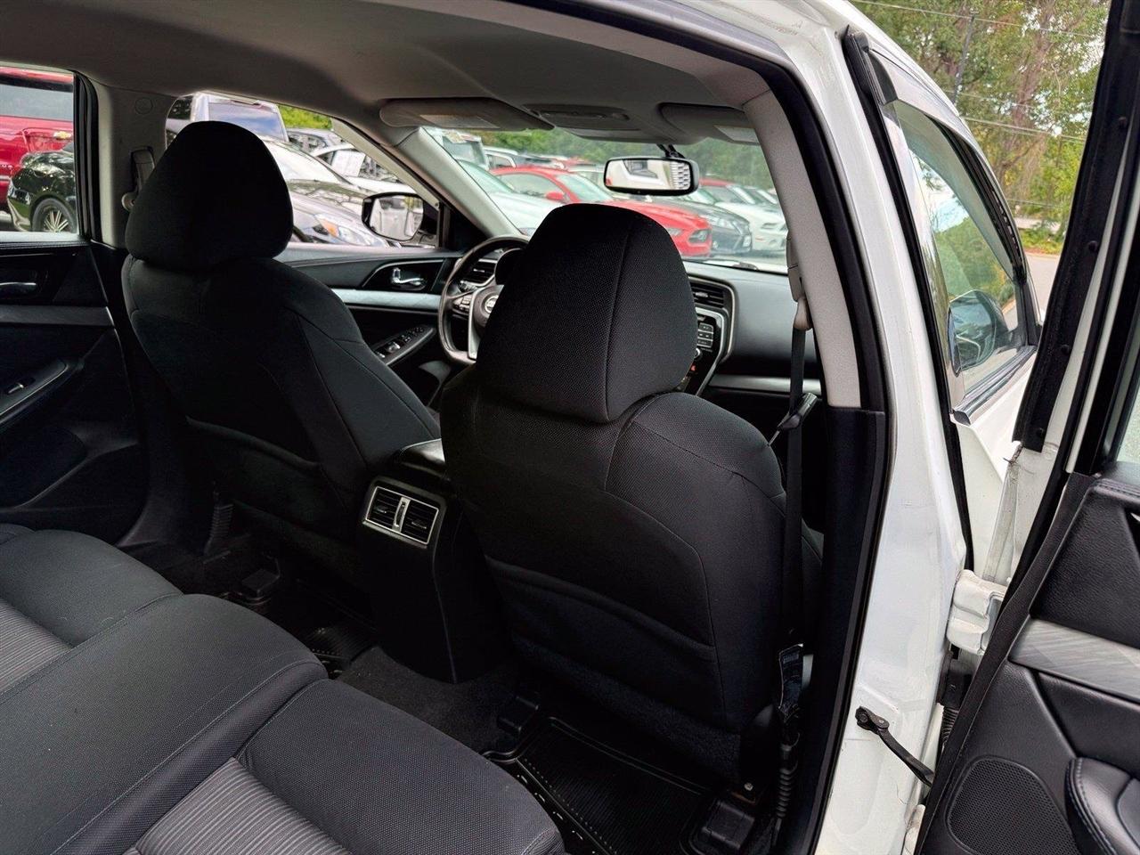 Nissan Maxima  2016