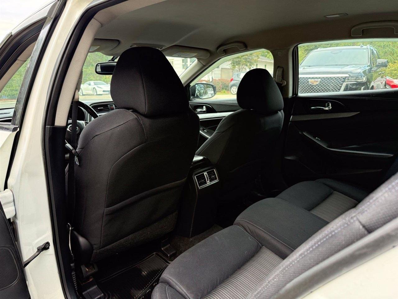 Nissan Maxima  2016