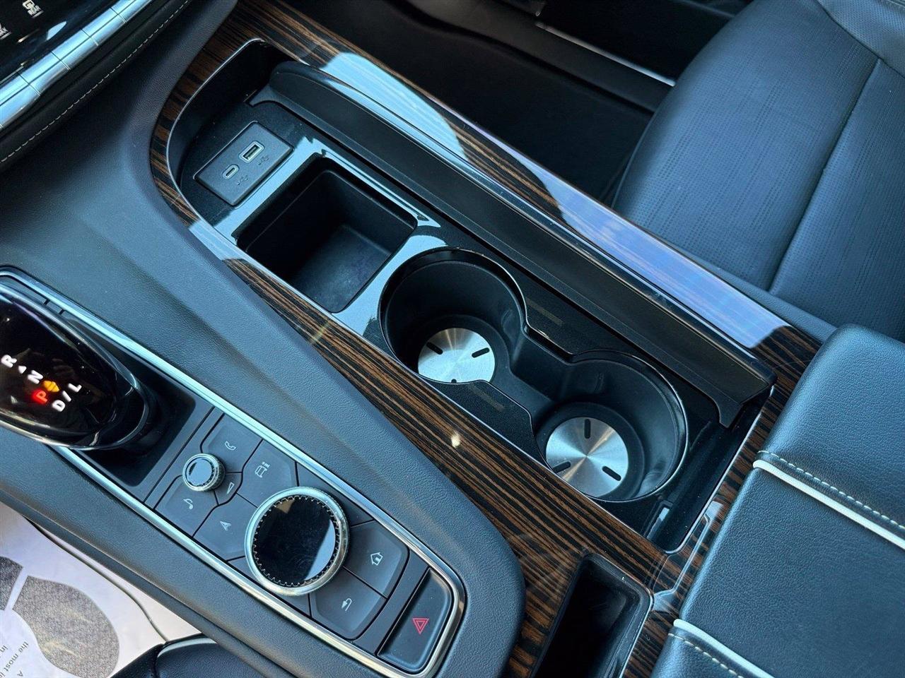 Cadillac Escalade  2023