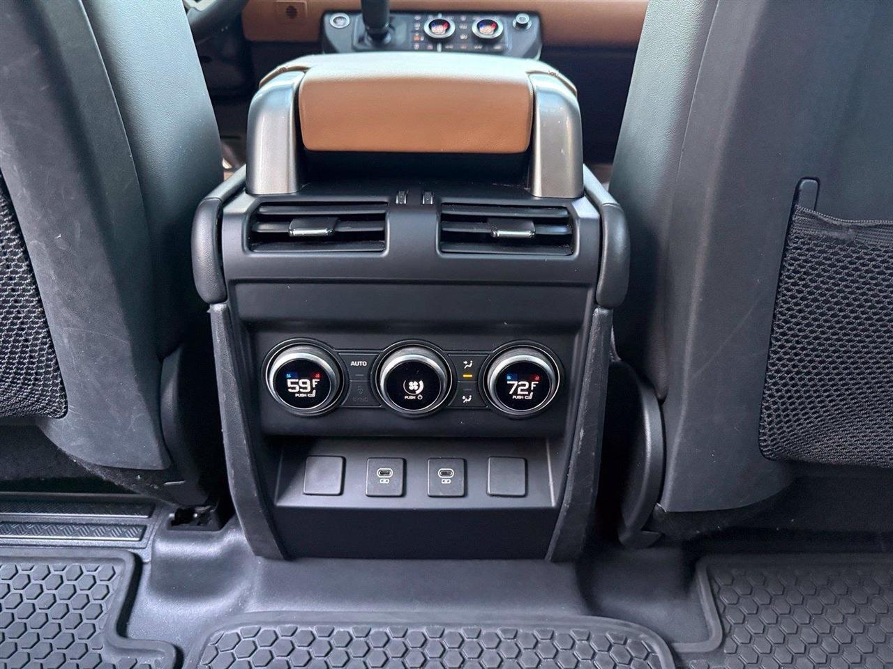 2024 Land Rover Defender X-Dynamic SE