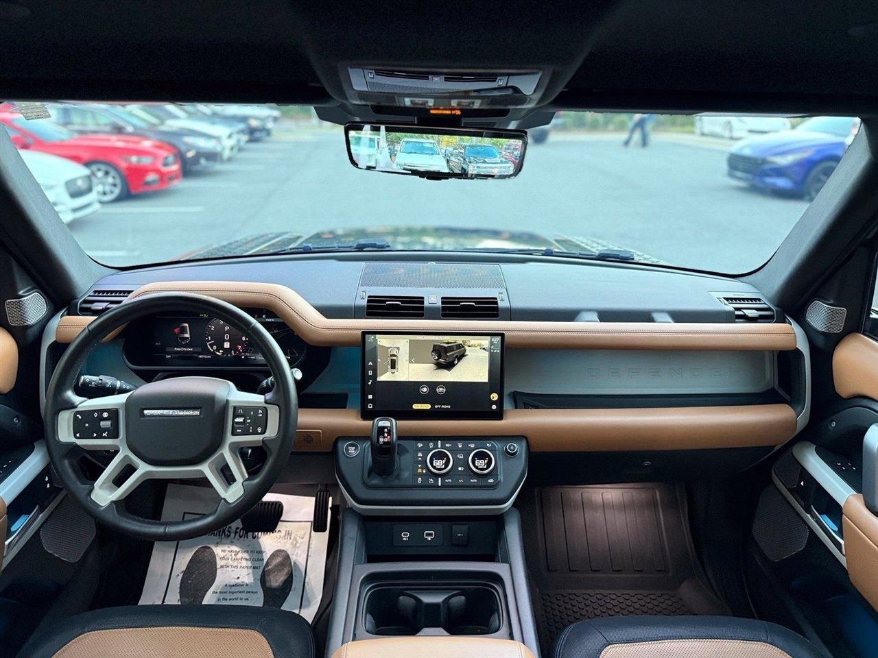 2024 Land Rover Defender X-Dynamic SE