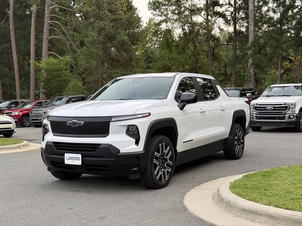 Chevrolet Silverado EV  2026
