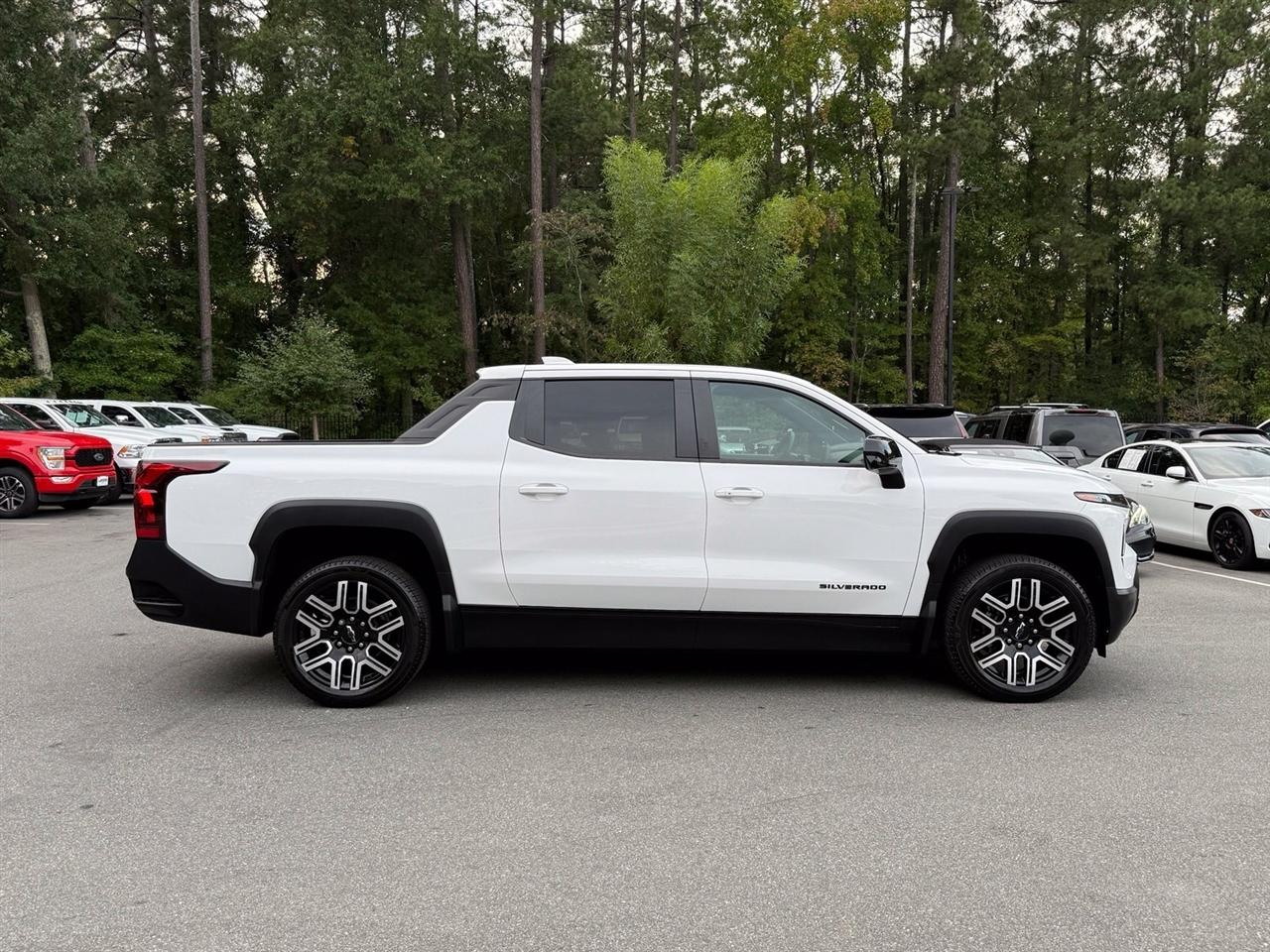 Chevrolet Silverado EV  2026